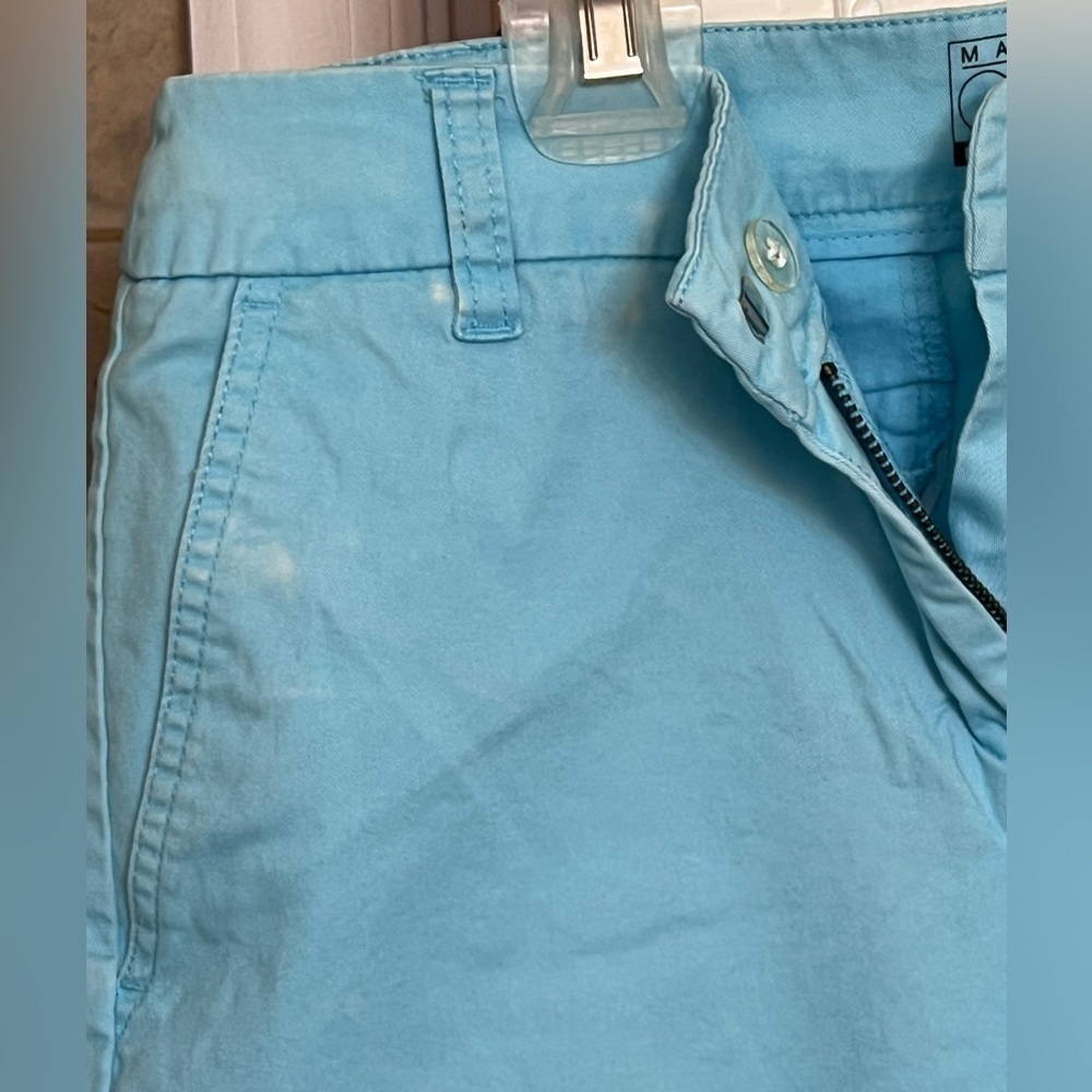 New York & Co Light Blue Shorts 12in inseam size 8 - Picture 2 of 4